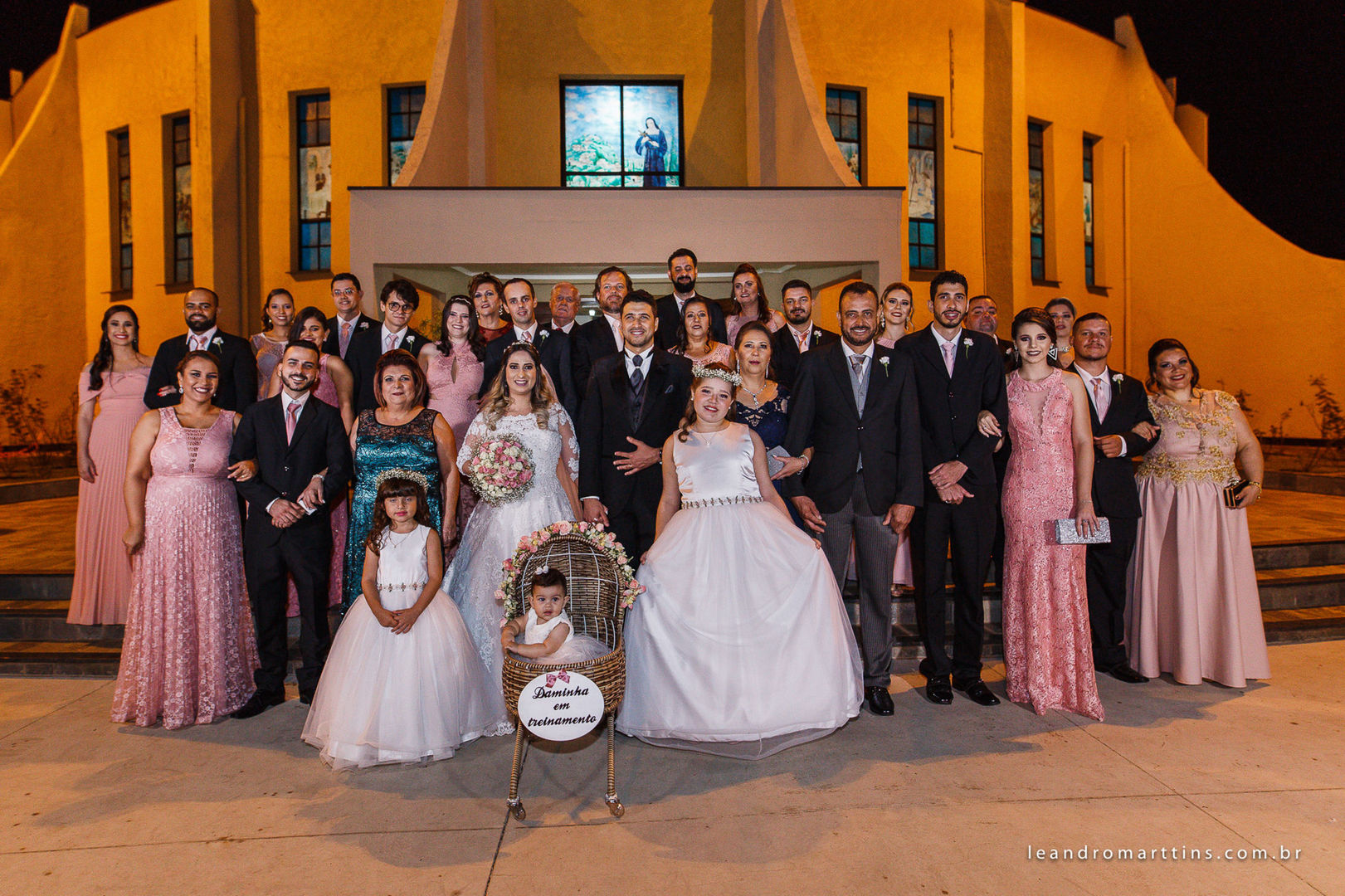 Foto Casamento no espaço MariFestas, Guapiaçu, Ana Carla e Nilton Foto Casamento no espaço MariFestas, Guapiaçu, Ana Carla e Nilton - Imagem 47