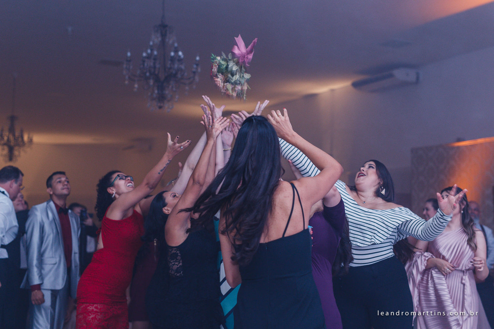 Foto Casamento Juliana e Alisson no espaço Marin Eventos Foto Casamento Juliana e Alisson no espaço Marin Eventos - Imagem 77