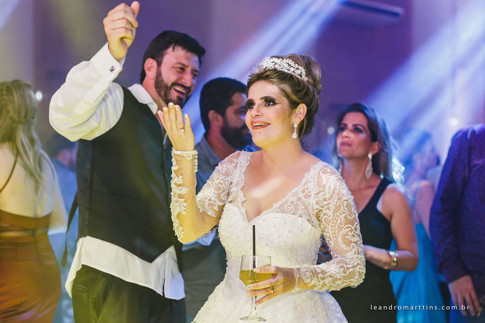Foto Casamento Elis e Leandro no Villa Romeu em José Bonifácio Foto Casamento Elis e Leandro no Villa Romeu em José Bonifácio - Imagem 64