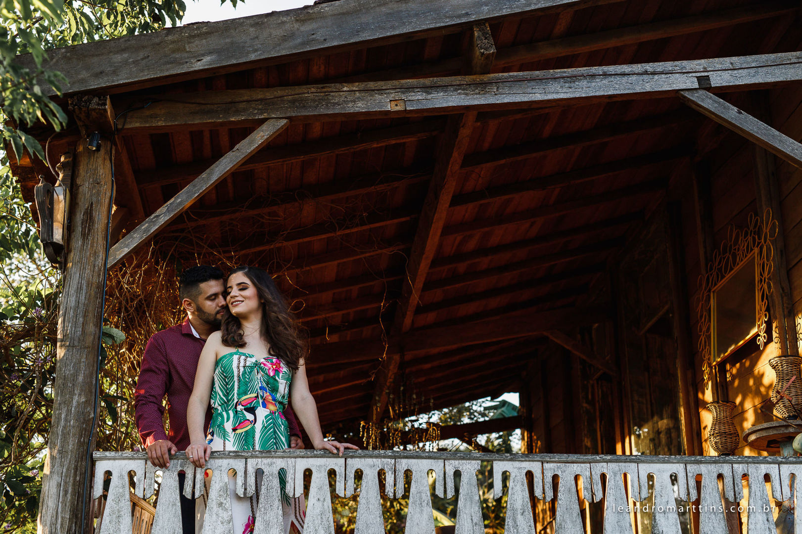 Foto Pré Wedding Larissa e Edson no Antiquário Clever Casado Foto Pré Wedding Larissa e Edson no Antiquário Clever Casado - Imagem 14