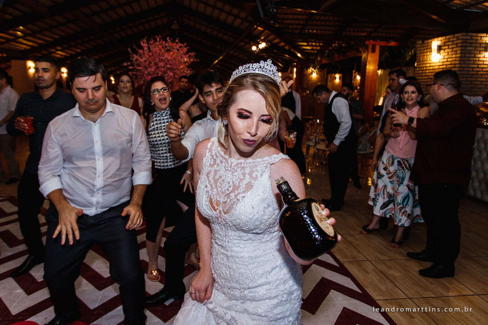 Foto Casamento Ana e Thiago na Paróquia Menino Jesus de Praga Foto Casamento Ana e Thiago na Paróquia Menino Jesus de Praga - Imagem 64