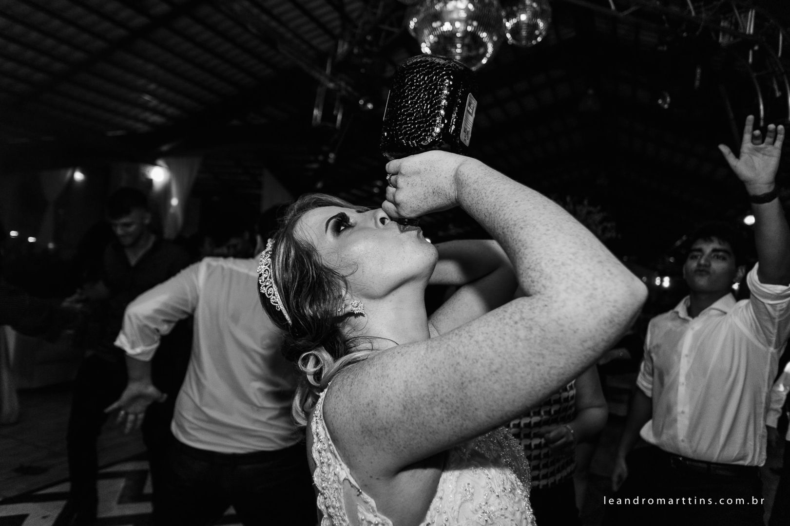 Foto Casamento Ana e Thiago na Paróquia Menino Jesus de Praga Foto Casamento Ana e Thiago na Paróquia Menino Jesus de Praga - Imagem 67