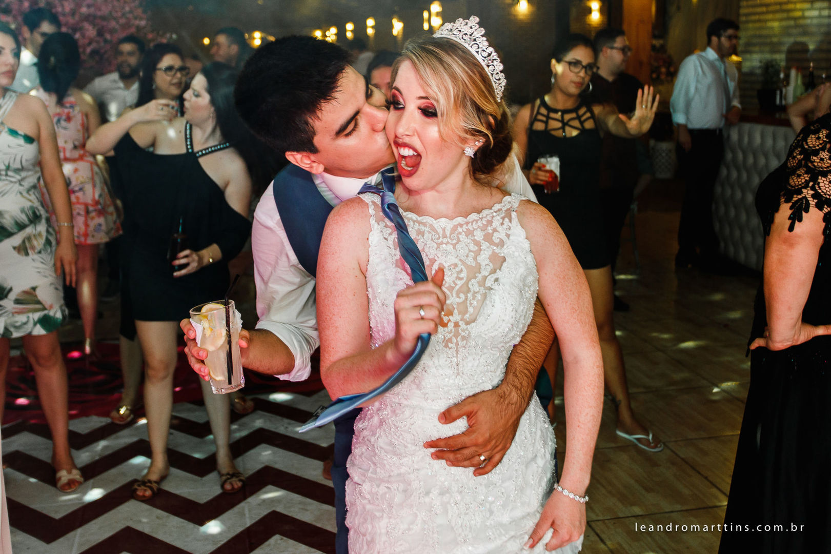 Foto Casamento Ana e Thiago na Paróquia Menino Jesus de Praga Foto Casamento Ana e Thiago na Paróquia Menino Jesus de Praga - Imagem 68