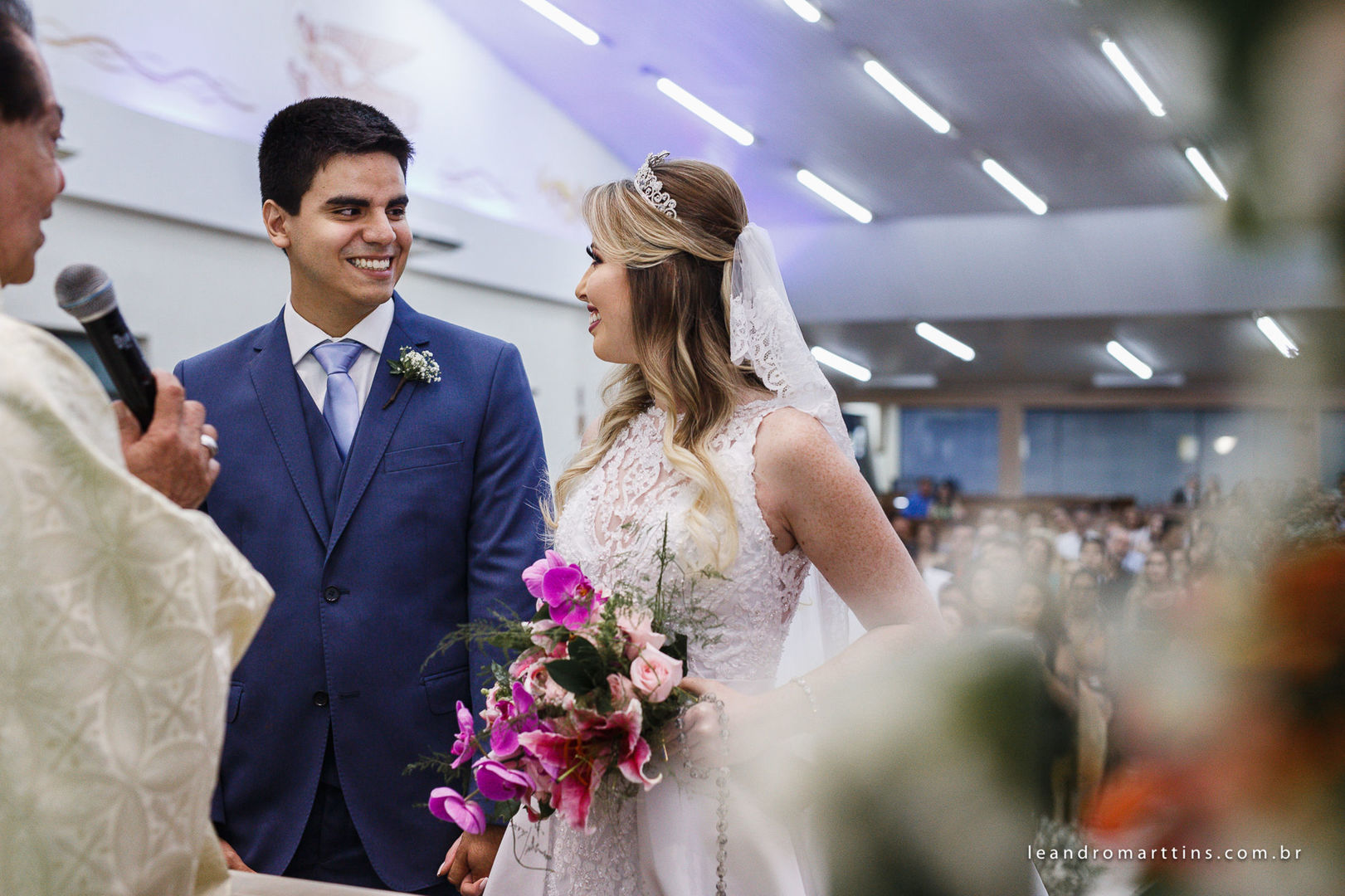Foto Casamento Ana e Thiago na Paróquia Menino Jesus de Praga Foto Casamento Ana e Thiago na Paróquia Menino Jesus de Praga - Imagem 15