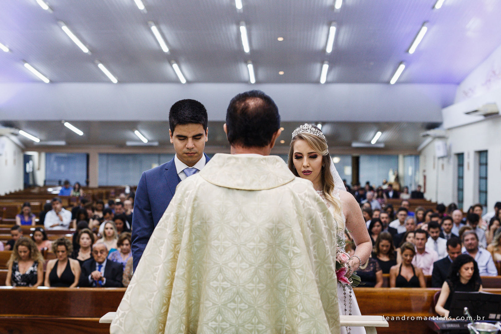 Foto Casamento Ana e Thiago na Paróquia Menino Jesus de Praga Foto Casamento Ana e Thiago na Paróquia Menino Jesus de Praga - Imagem 18
