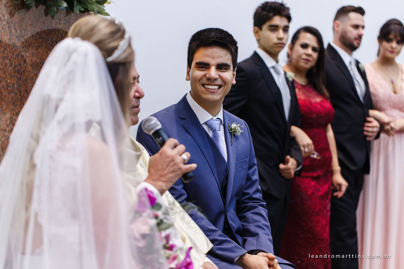 Foto Casamento Ana e Thiago na Paróquia Menino Jesus de Praga Foto Casamento Ana e Thiago na Paróquia Menino Jesus de Praga - Imagem 21