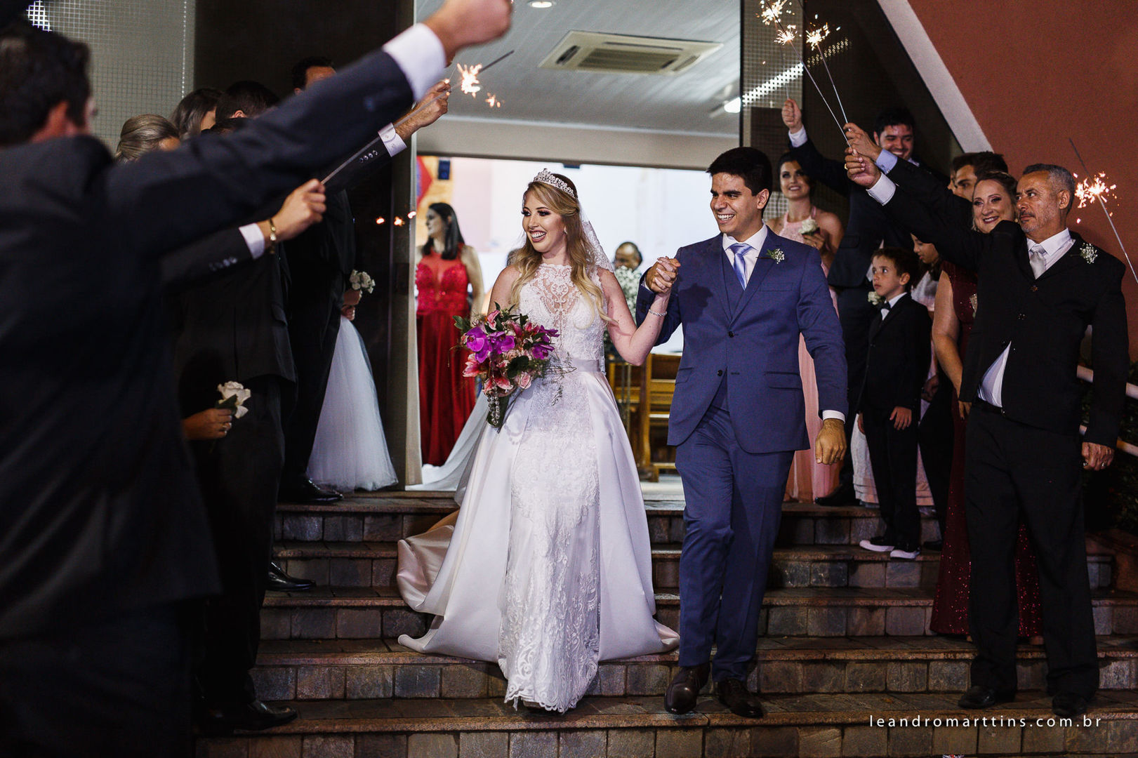 Foto Casamento Ana e Thiago na Paróquia Menino Jesus de Praga Foto Casamento Ana e Thiago na Paróquia Menino Jesus de Praga - Imagem 32