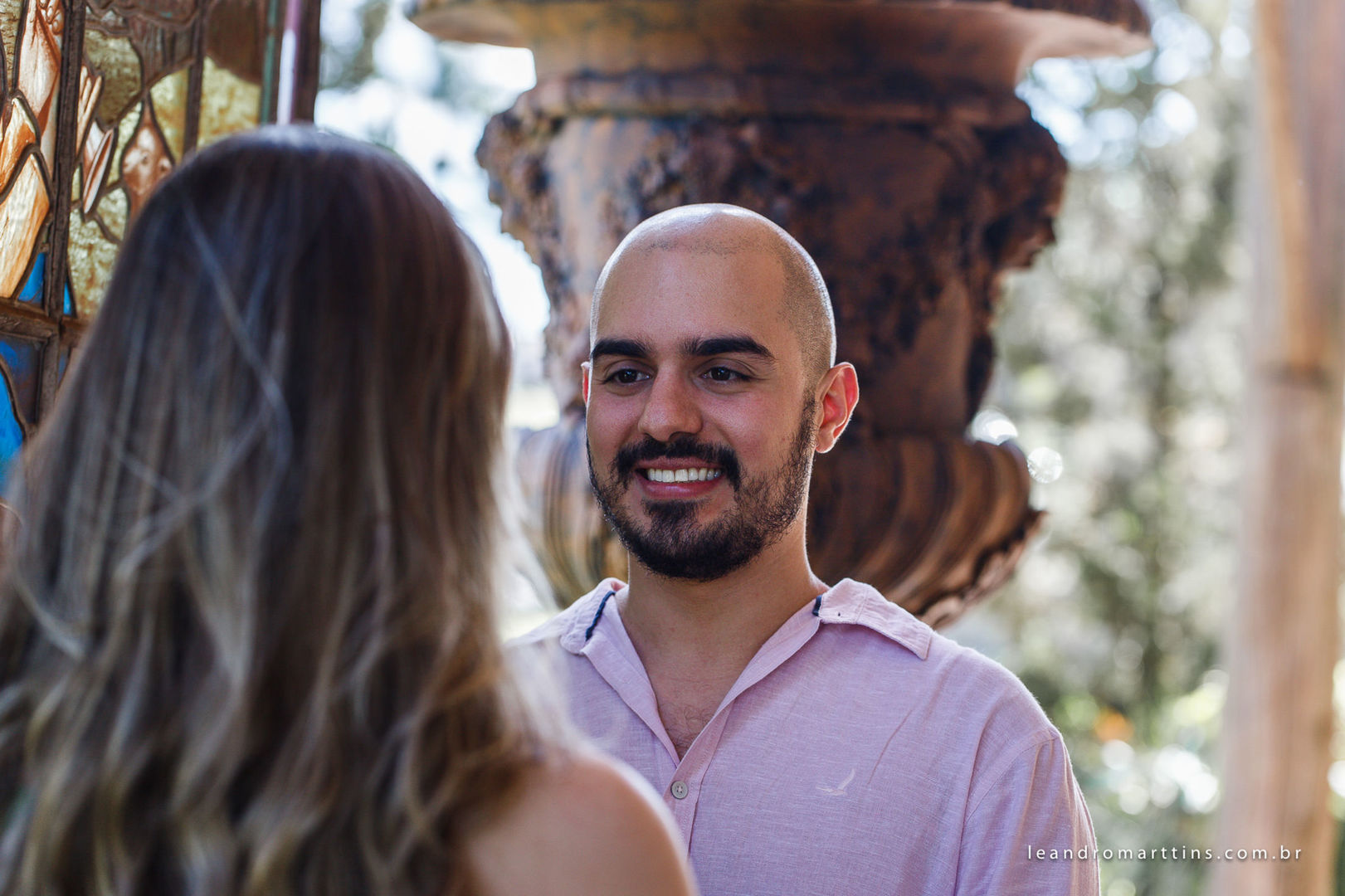 Foto Pré Wedding Ana e Ton no Antiquário Clever Casado Foto Pré Wedding Ana e Ton no Antiquário Clever Casado - Imagem 2