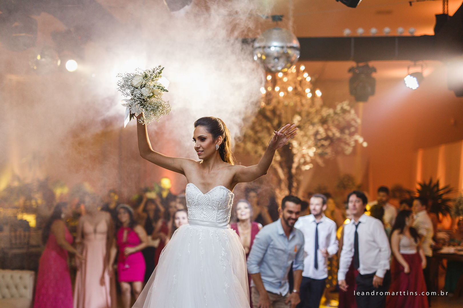Foto Casamento Luana e Eduardo no espaço Bella Faria Eventos Foto Casamento Luana e Eduardo no espaço Bella Faria Eventos - Imagem 72