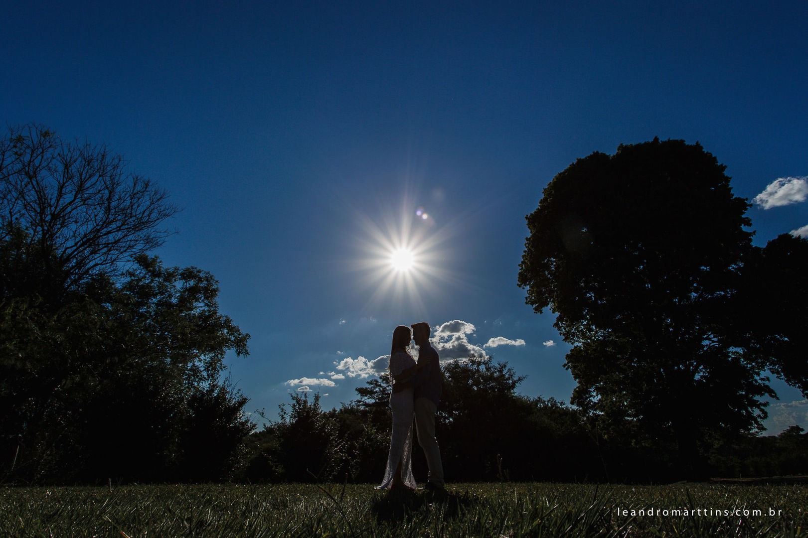 Foto Pré Wedding Lilian e Levi no Quinta do Golf, São José do Rio Preto Foto Pré Wedding Lilian e Levi no Quinta do Golf, São José do Rio Preto - Imagem 4