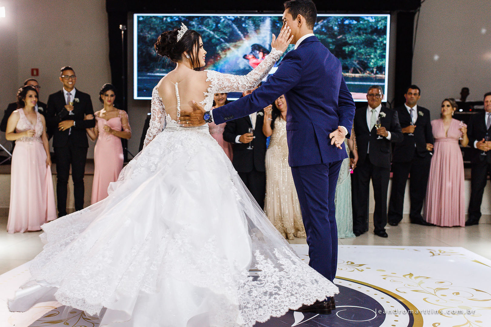 Foto Casamento Raianny e Vinícius no espaço Bella Faria Eventos Foto Casamento Raianny e Vinícius no espaço Bella Faria Eventos - Imagem 51
