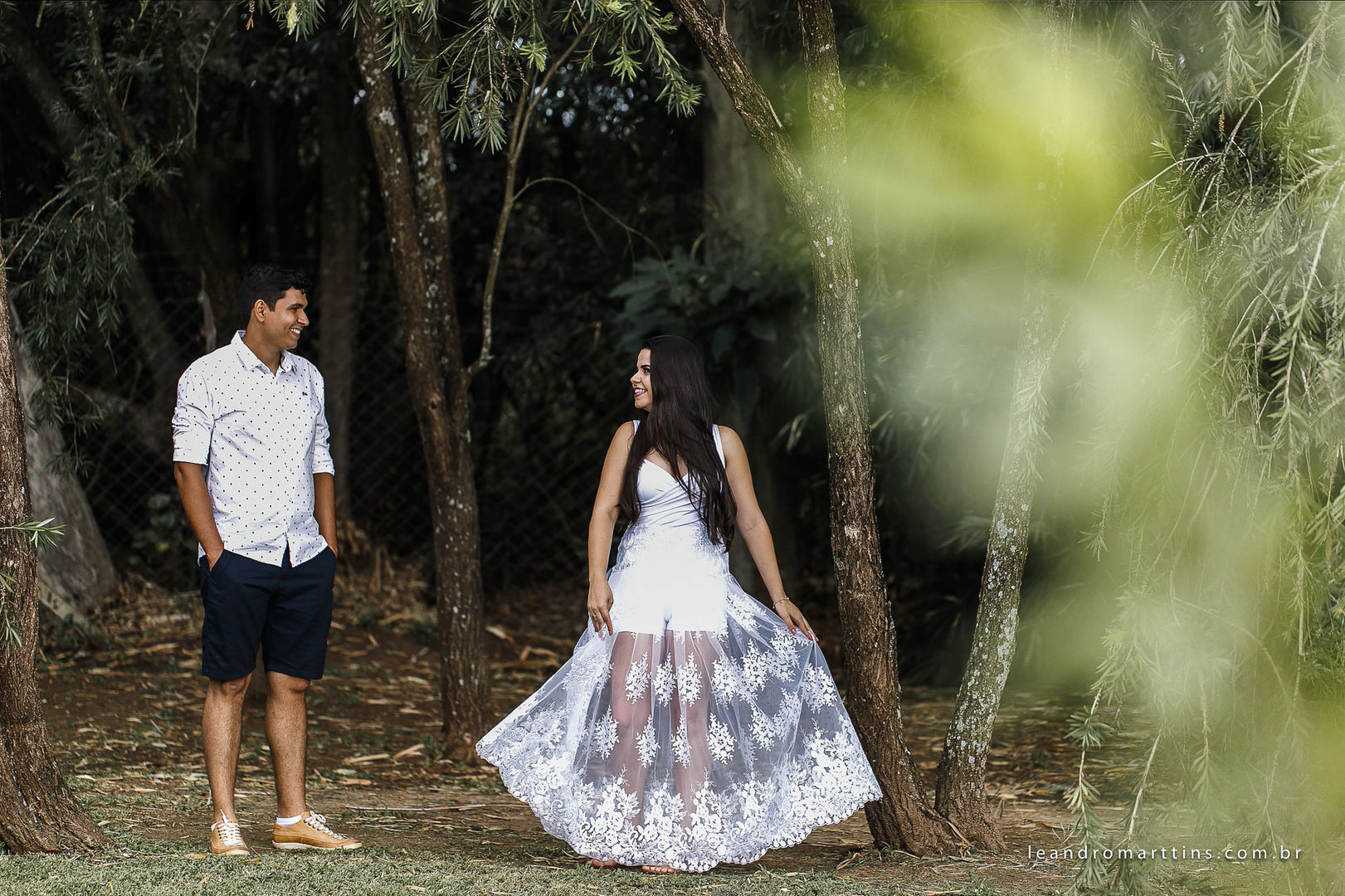 Foto Pré Wedding Pâmela e Tiago no Antiquário Clever Casado Foto Pré Wedding Pâmela e Tiago no Antiquário Clever Casado - Imagem 4