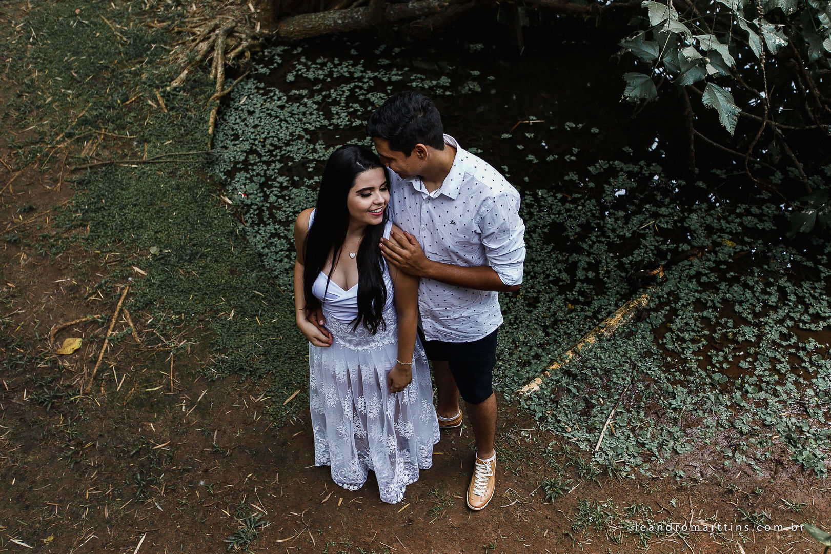 Foto Pré Wedding Pâmela e Tiago no Antiquário Clever Casado Foto Pré Wedding Pâmela e Tiago no Antiquário Clever Casado - Imagem 7