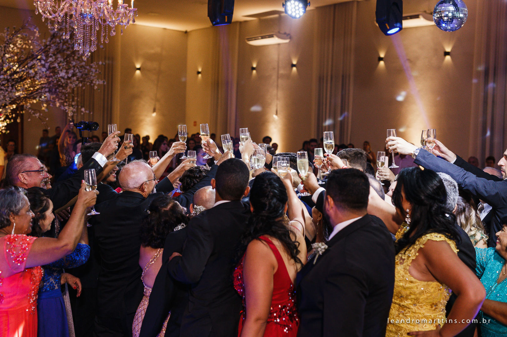 Foto Casamento Pâmela e Tiago no espaço Bella Faria Eventos Foto Casamento Pâmela e Tiago no espaço Bella Faria Eventos - Imagem 37