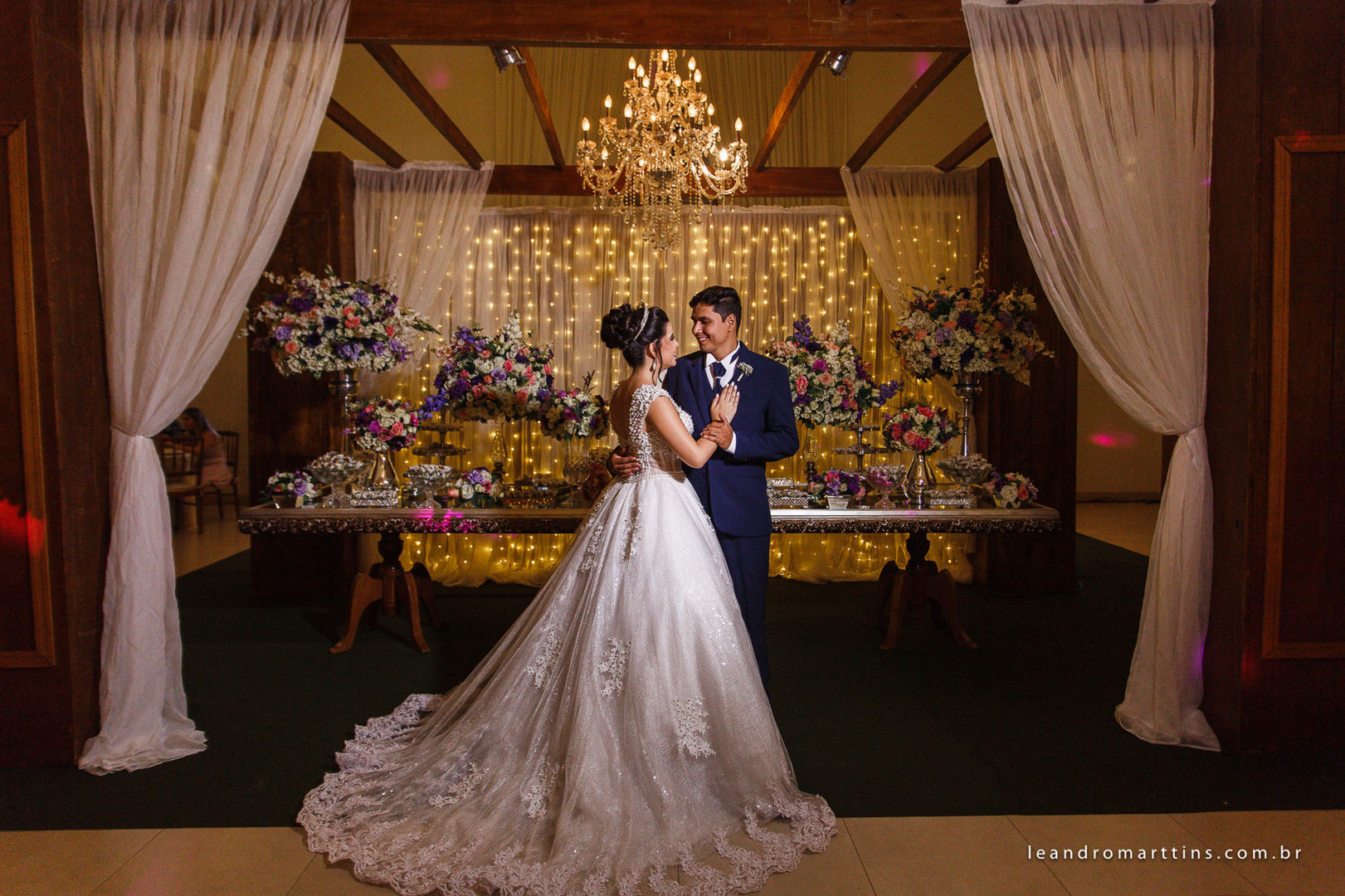 Foto Casamento Pâmela e Tiago no espaço Bella Faria Eventos Foto Casamento Pâmela e Tiago no espaço Bella Faria Eventos - Imagem 39
