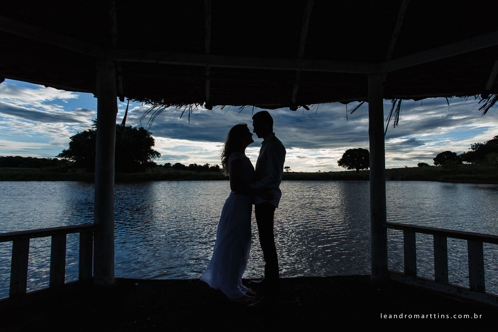 Foto Pré Wedding Naiara e Douglas em Auriflama Foto Pré Wedding Naiara e Douglas em Auriflama - Imagem 19