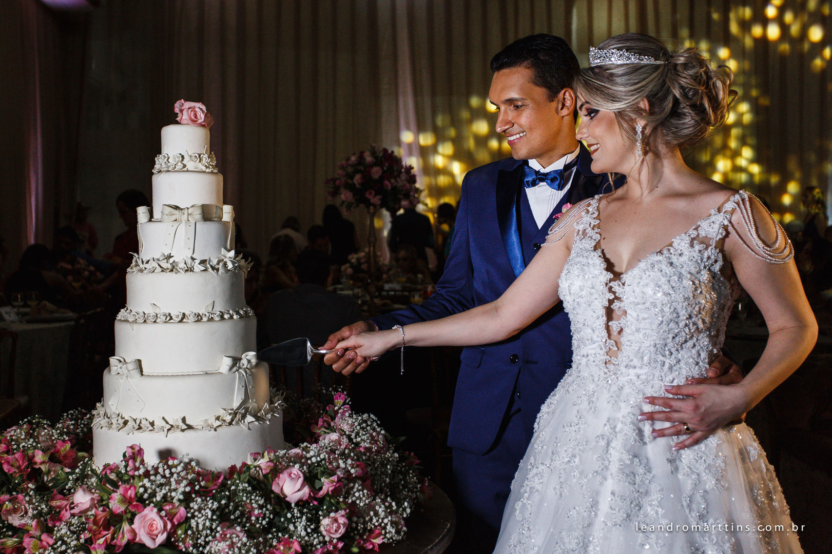 Foto Casamento Naiara e Douglas na Igreja Matriz de Auriflama-SP Foto Casamento Naiara e Douglas na Igreja Matriz de Auriflama-SP - Imagem 53