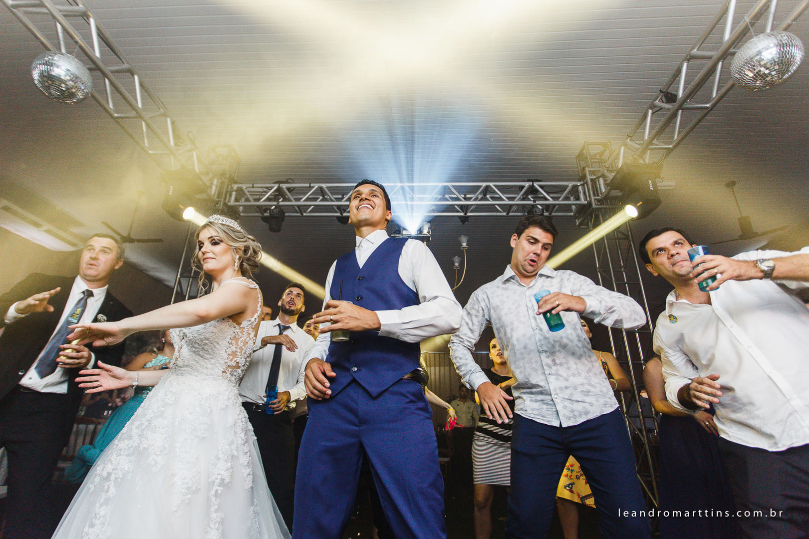 Foto Casamento Naiara e Douglas na Igreja Matriz de Auriflama-SP Foto Casamento Naiara e Douglas na Igreja Matriz de Auriflama-SP - Imagem 64