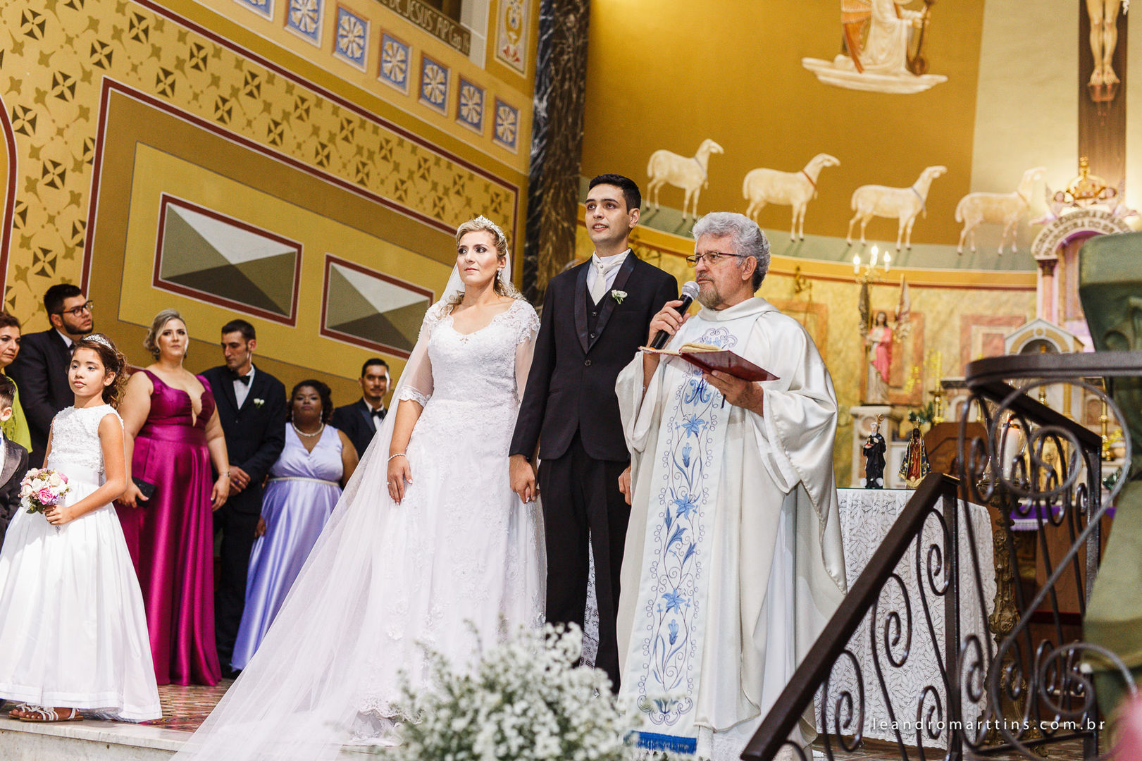 Foto Casamento Ludmila e Fernando na Igreja Basílica Menor de Nossa Senhora Aparecida - São José do Rio Preto - SP Foto Casamento Ludmila e Fernando na Igreja Basílica Menor de Nossa Senhora Aparecida - São José do Rio Preto - SP - Imagem 25