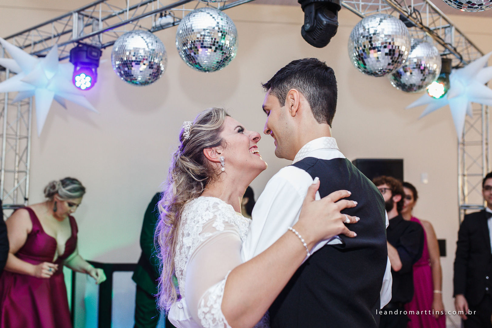 Foto Casamento Ludmila e Fernando na Igreja Basílica Menor de Nossa Senhora Aparecida - São José do Rio Preto - SP Foto Casamento Ludmila e Fernando na Igreja Basílica Menor de Nossa Senhora Aparecida - São José do Rio Preto - SP - Imagem 44