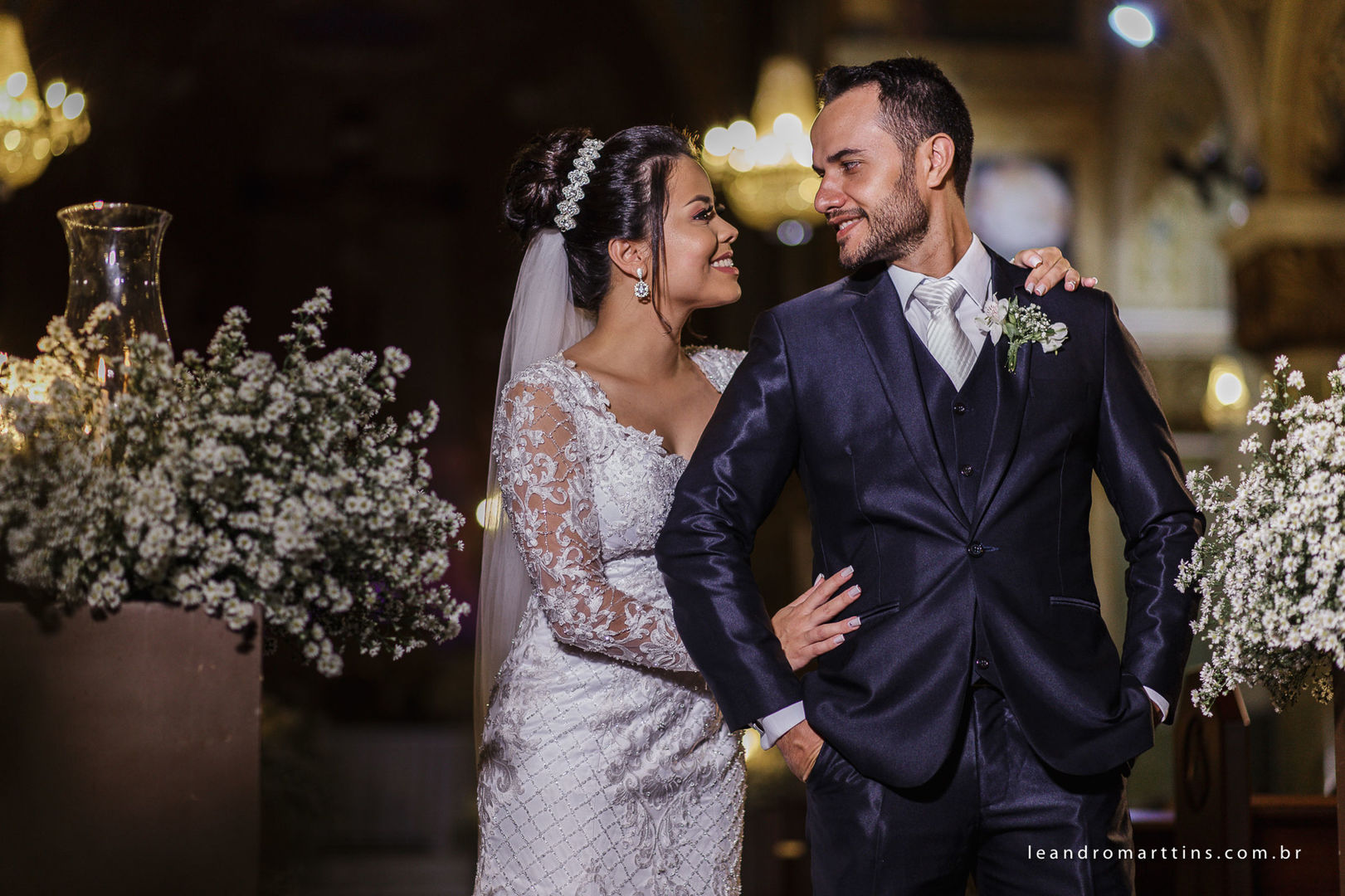 Foto Casamento na igreja Basílica e recepção Marisa Abud - Verônica e Renan Foto Casamento na igreja Basílica e recepção Marisa Abud - Verônica e Renan - Imagem 51