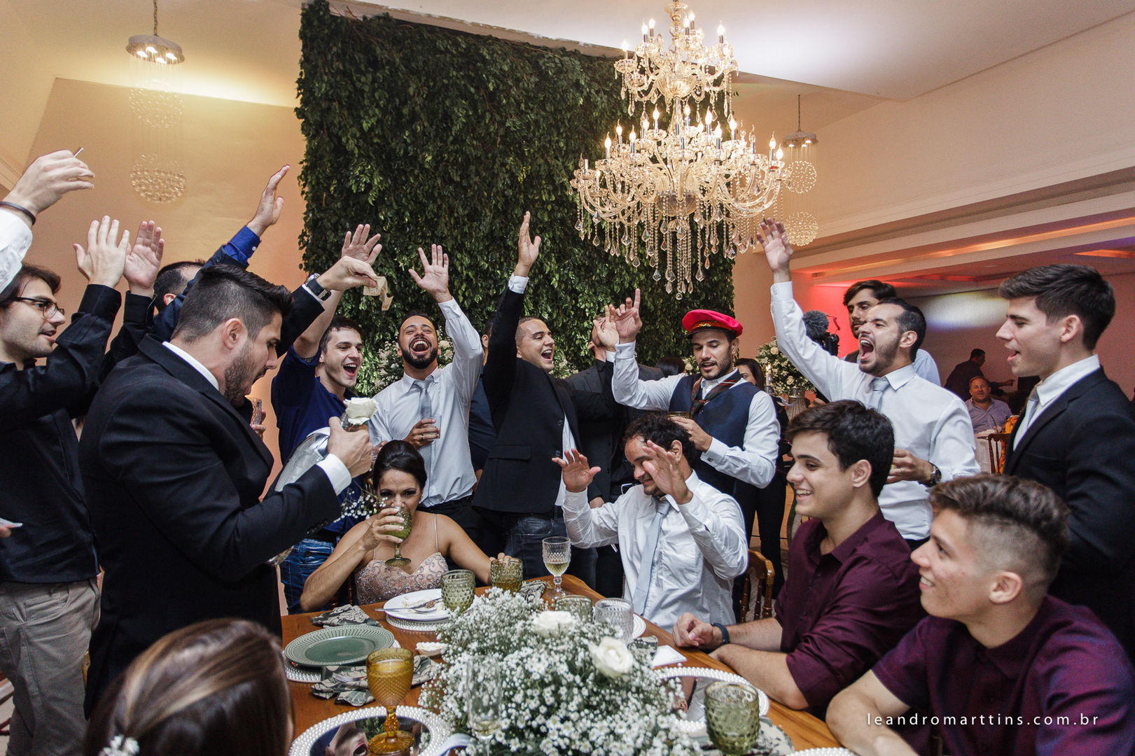 Foto Casamento na igreja Basílica e recepção Marisa Abud - Verônica e Renan Foto Casamento na igreja Basílica e recepção Marisa Abud - Verônica e Renan - Imagem 68