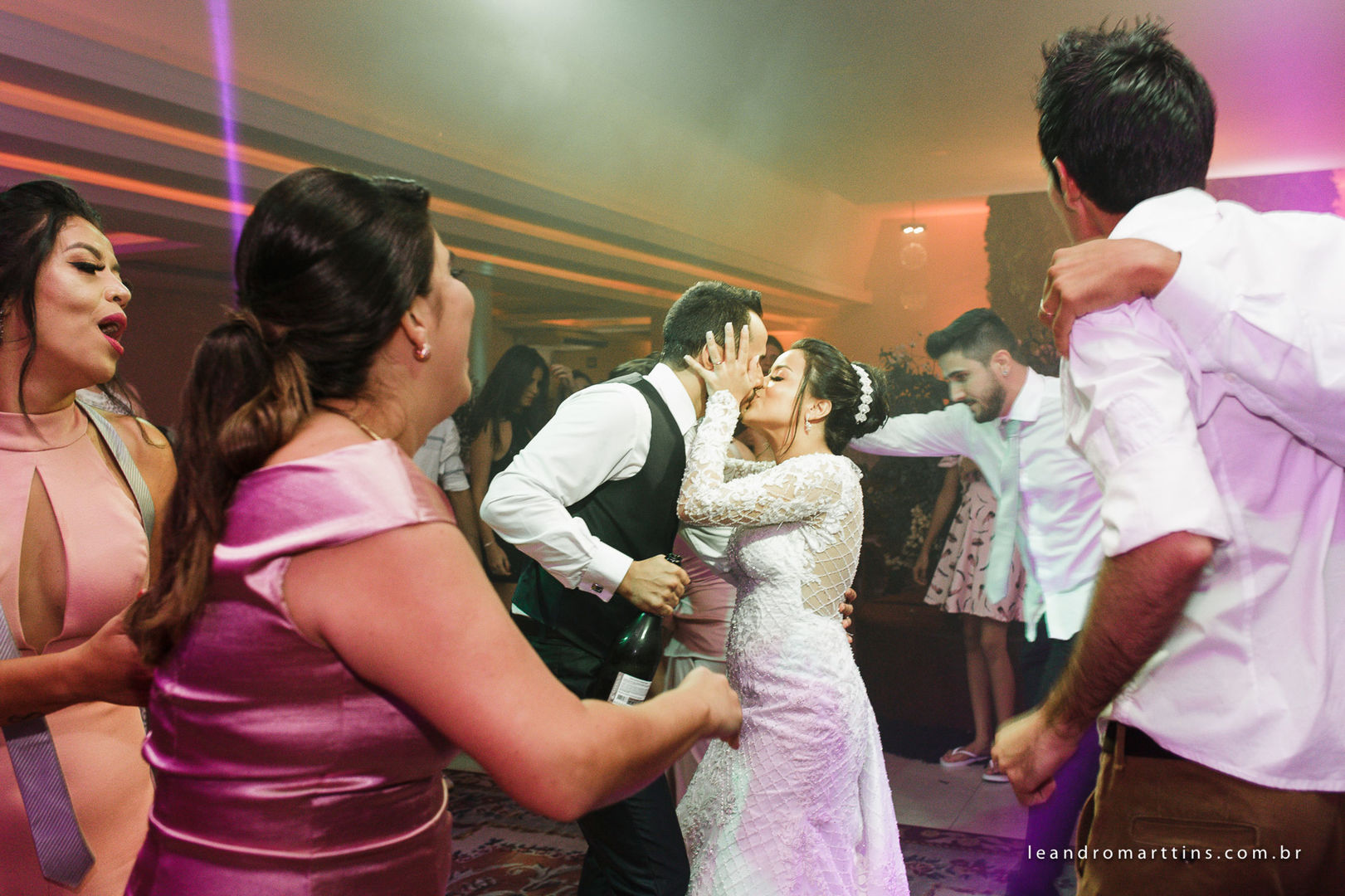 Foto Casamento na igreja Basílica e recepção Marisa Abud - Verônica e Renan Foto Casamento na igreja Basílica e recepção Marisa Abud - Verônica e Renan - Imagem 74