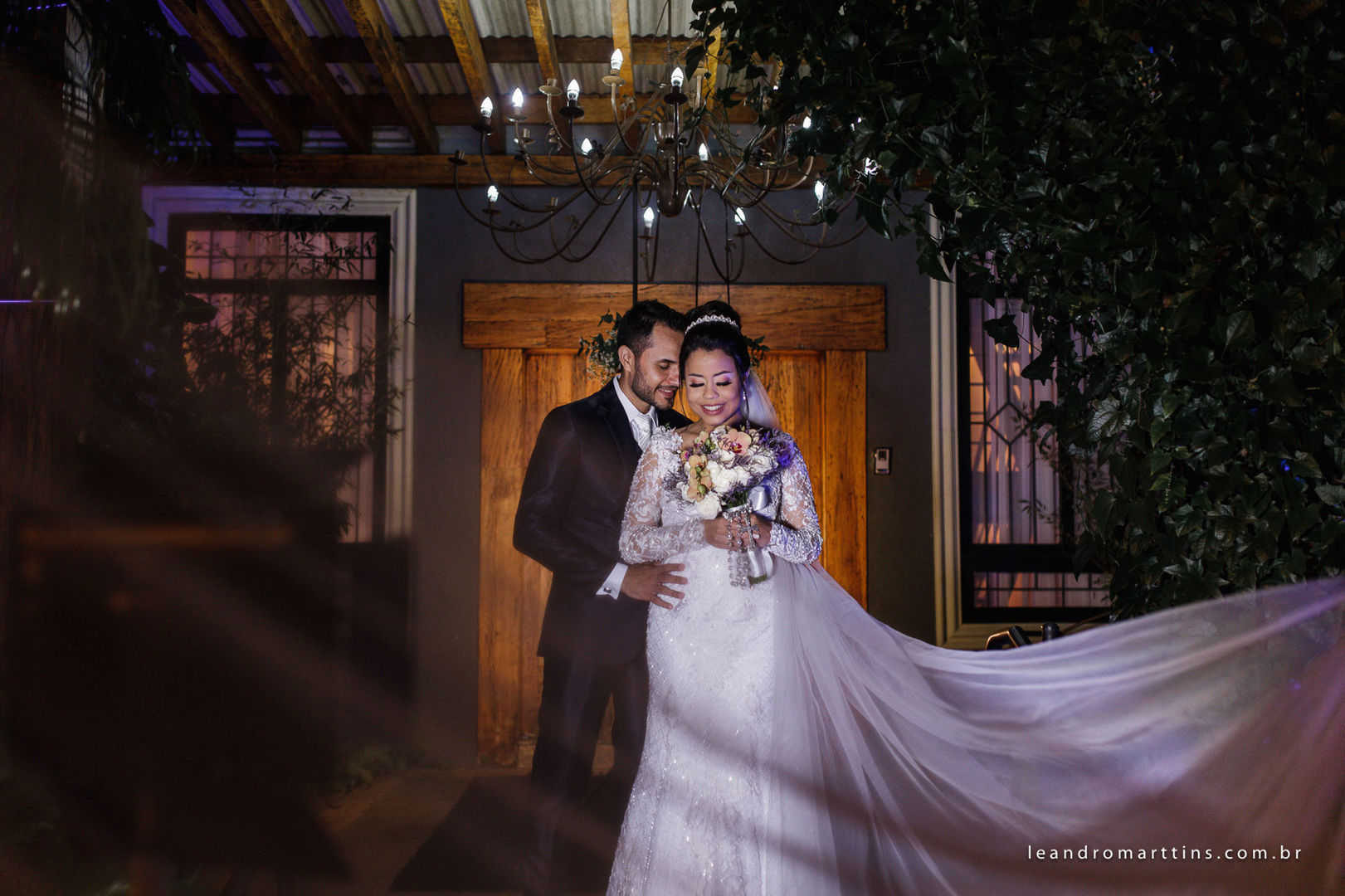 Foto Casamento na igreja Basílica e recepção Marisa Abud - Verônica e Renan Foto Casamento na igreja Basílica e recepção Marisa Abud - Verônica e Renan - Imagem 57