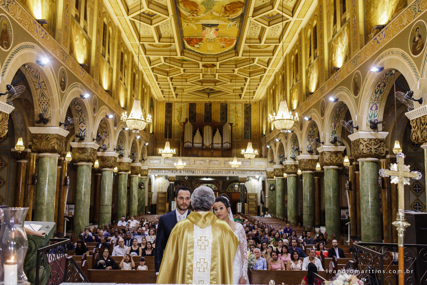 Foto Casamento na igreja Basílica e recepção Marisa Abud - Verônica e Renan Foto Casamento na igreja Basílica e recepção Marisa Abud - Verônica e Renan - Imagem 39