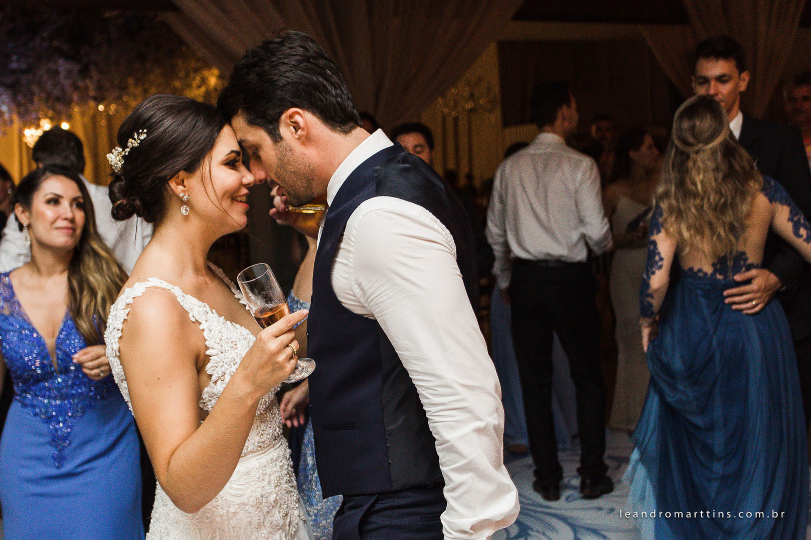 Foto Casamento Helenita e Gabriel no espaço Maison Buffet Ge-Vera Foto Casamento Helenita e Gabriel no espaço Maison Buffet Ge-Vera - Imagem 61