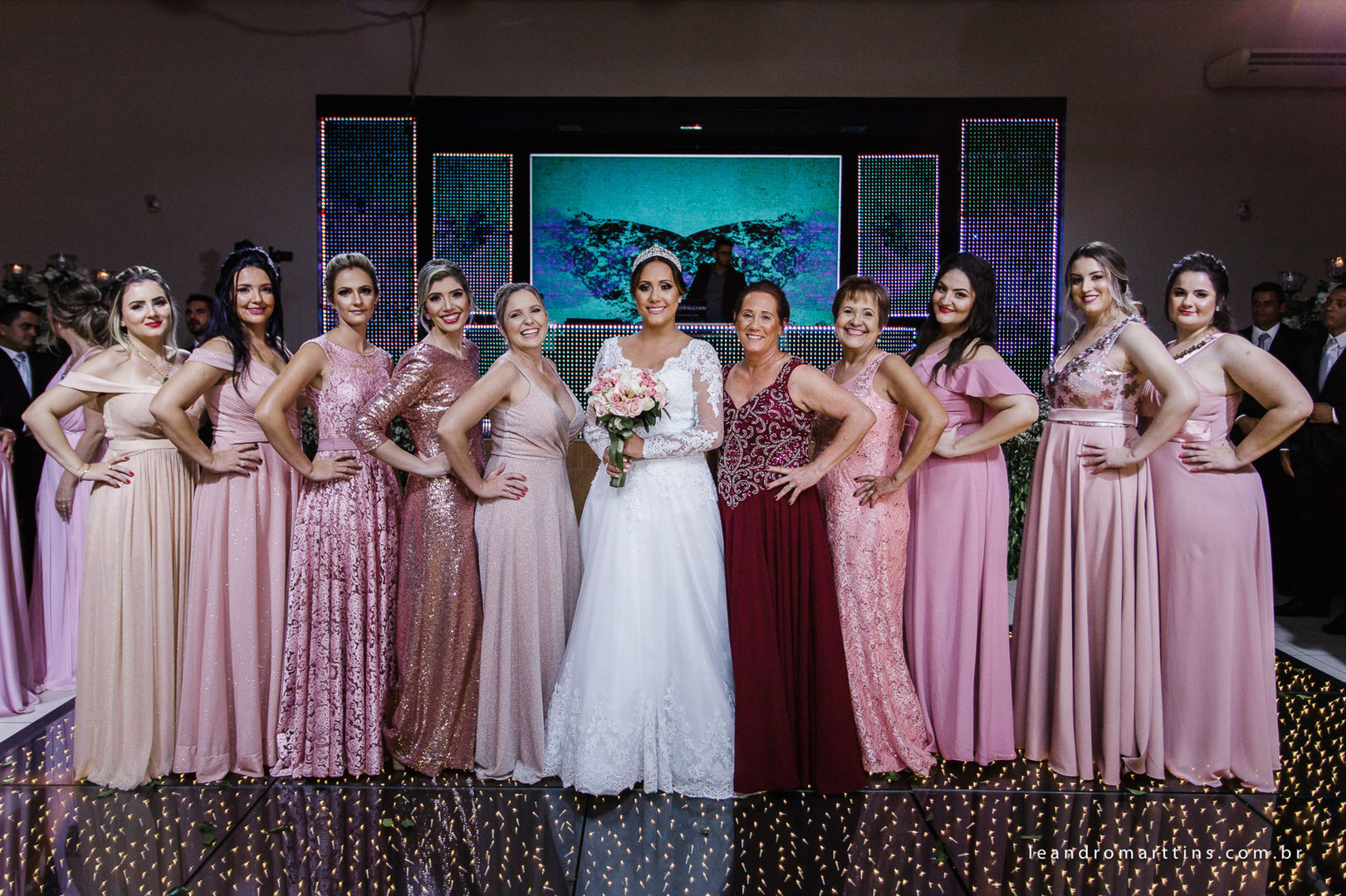 Foto Casamento Giovana e Vander no espaço Casa Évora - Mirassol Foto Casamento Giovana e Vander no espaço Casa Évora - Mirassol - Imagem 62