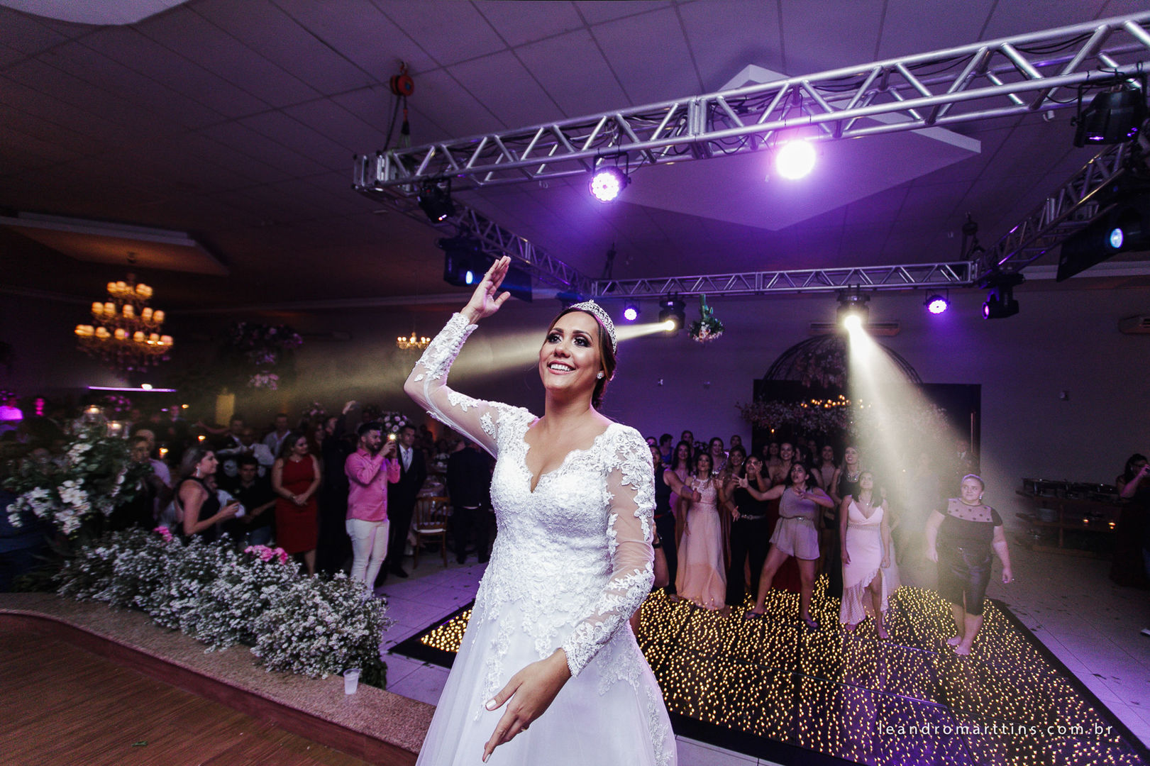 Foto Casamento Giovana e Vander no espaço Casa Évora - Mirassol Foto Casamento Giovana e Vander no espaço Casa Évora - Mirassol - Imagem 73
