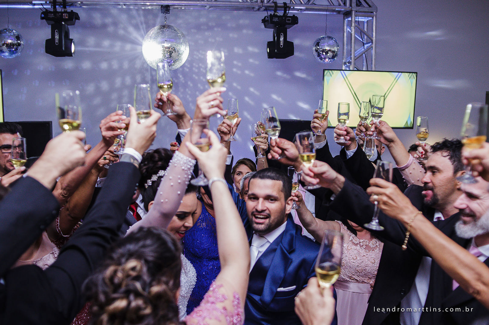 Foto Casamento Gabriela e Bruno no espaço Alfaville Eventos Foto Casamento Gabriela e Bruno no espaço Alfaville Eventos - Imagem 31