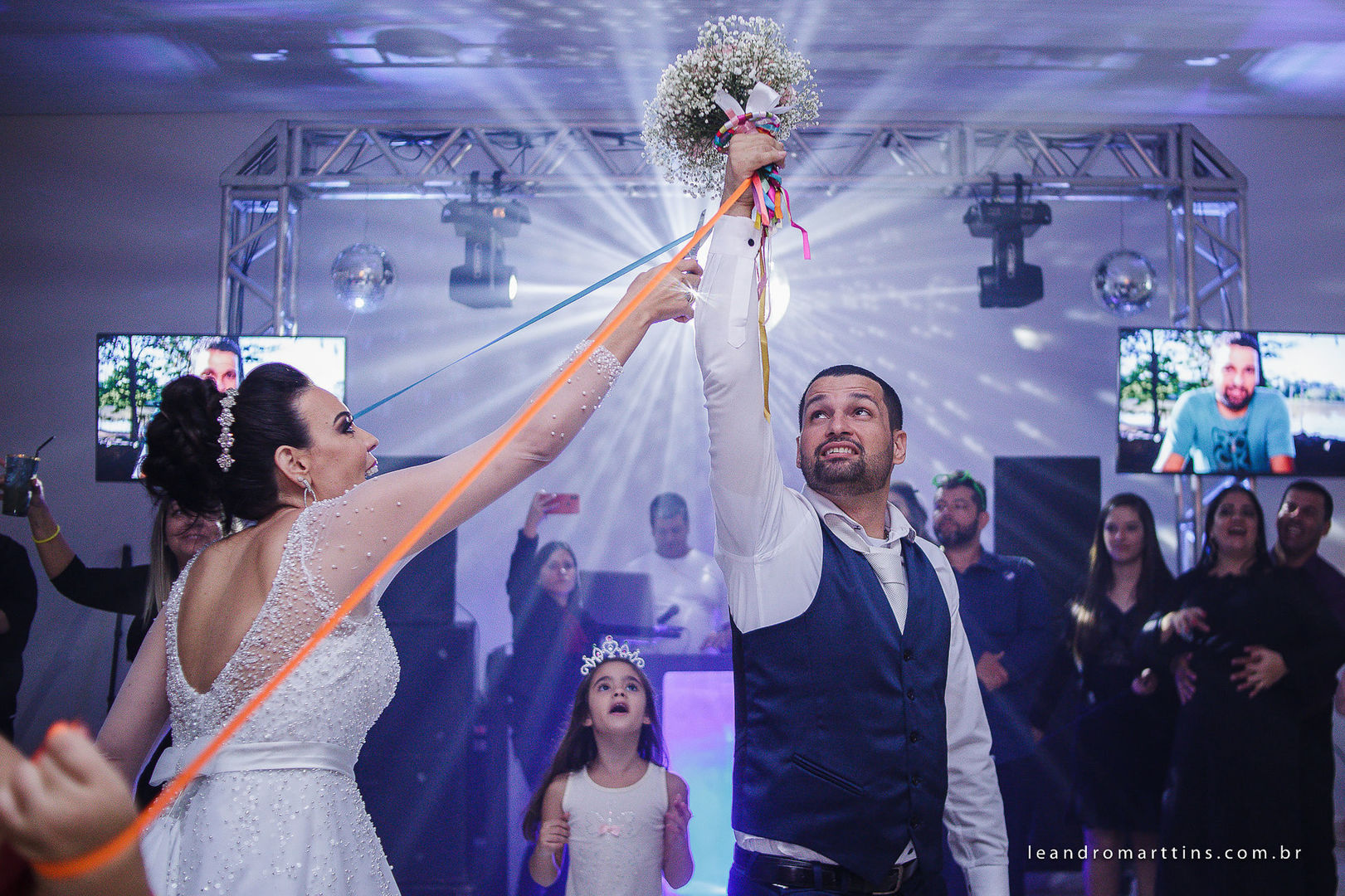 Foto Casamento Gabriela e Bruno no espaço Alfaville Eventos Foto Casamento Gabriela e Bruno no espaço Alfaville Eventos - Imagem 37