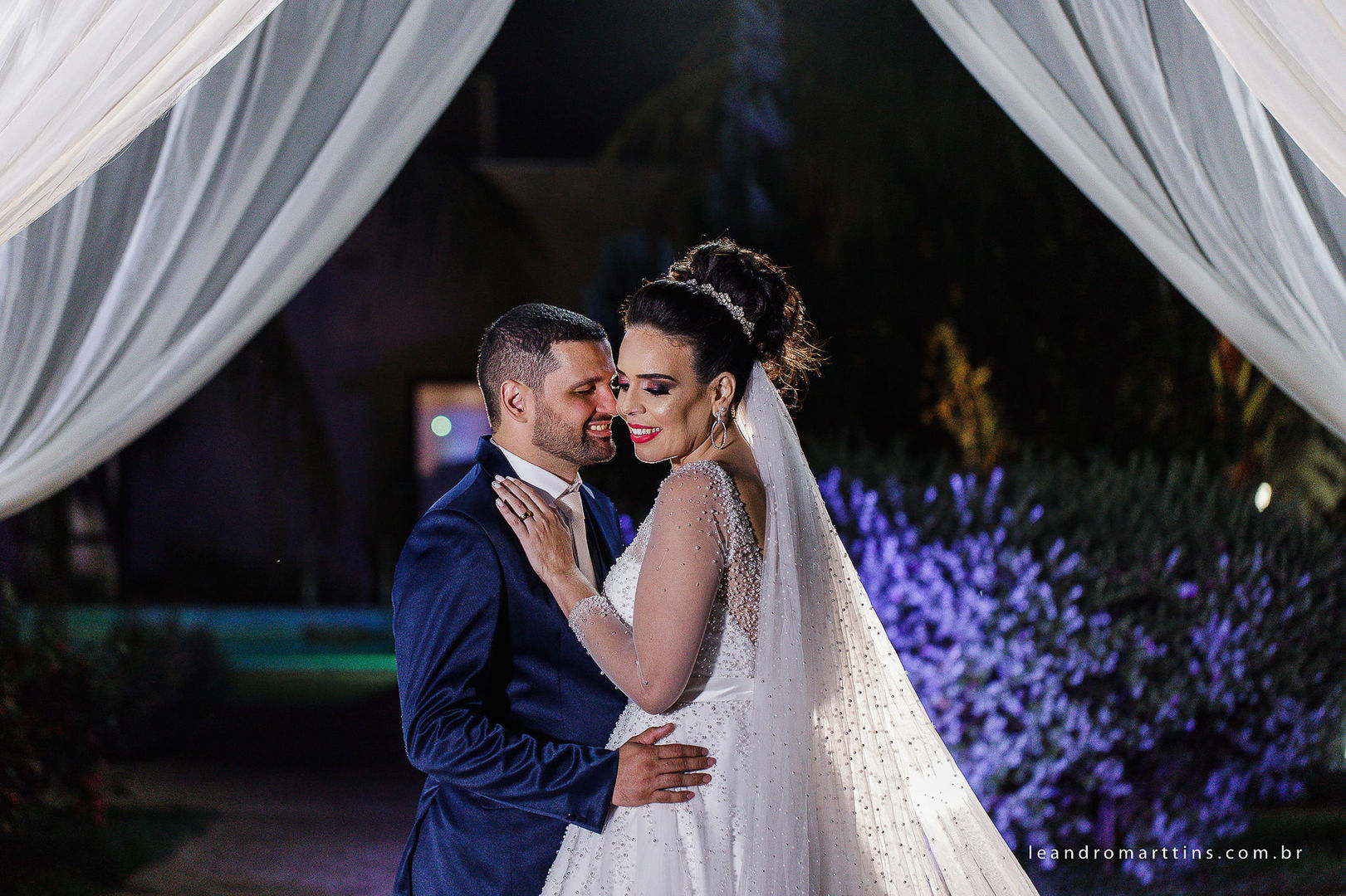 Foto Casamento Gabriela e Bruno no espaço Alfaville Eventos Foto Casamento Gabriela e Bruno no espaço Alfaville Eventos - Imagem 28