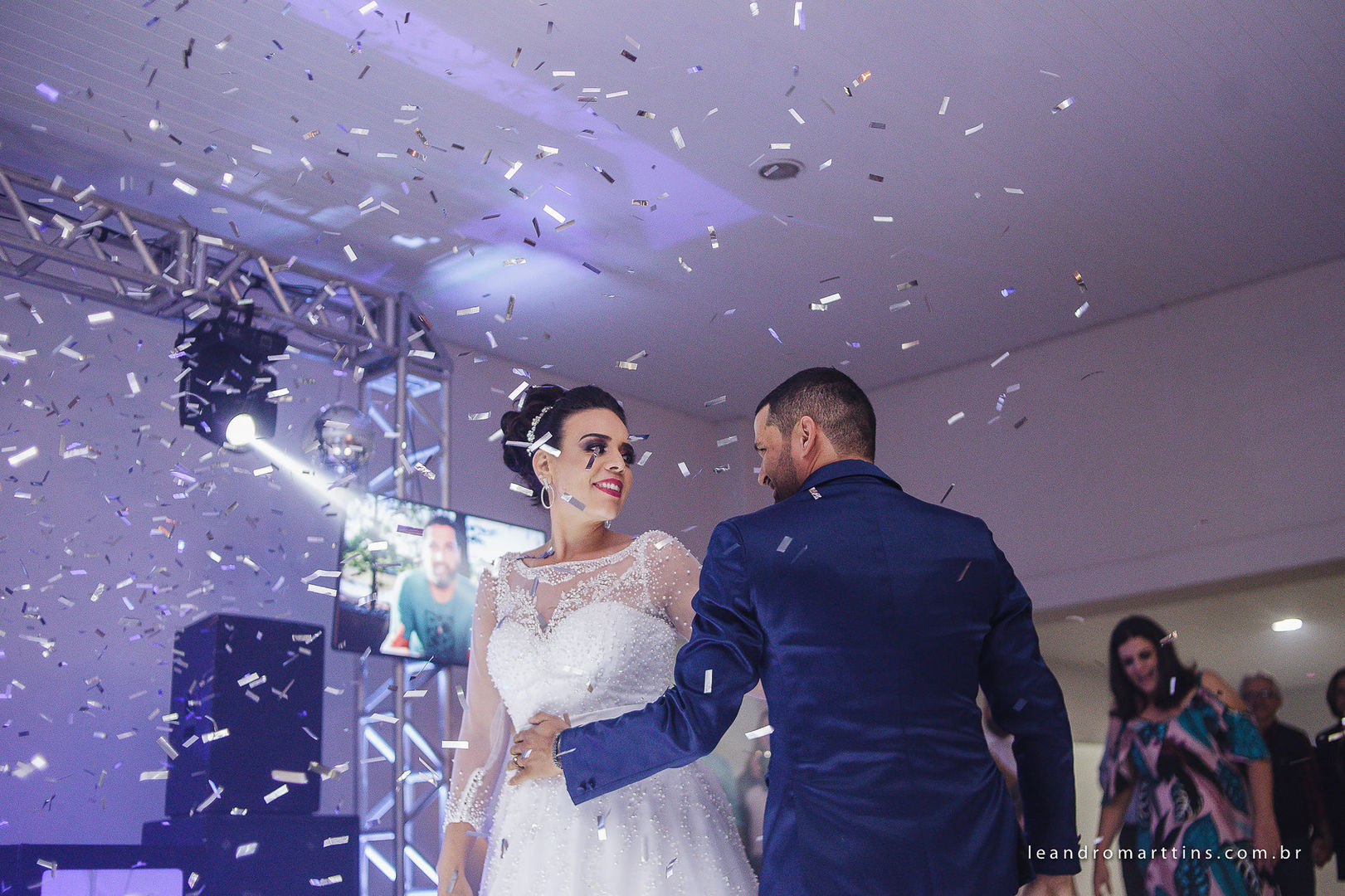 Foto Casamento Gabriela e Bruno no espaço Alfaville Eventos Foto Casamento Gabriela e Bruno no espaço Alfaville Eventos - Imagem 34