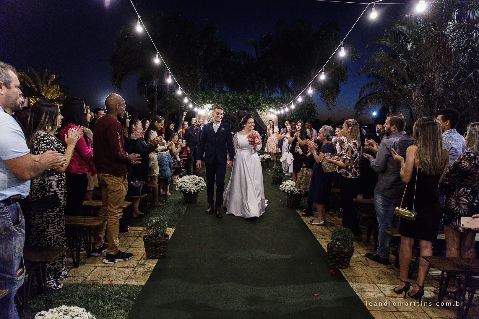 Foto Casamento Mariana e Lucas no espaço Santa Felicidade Eventos Foto Casamento Mariana e Lucas no espaço Santa Felicidade Eventos - Imagem 52