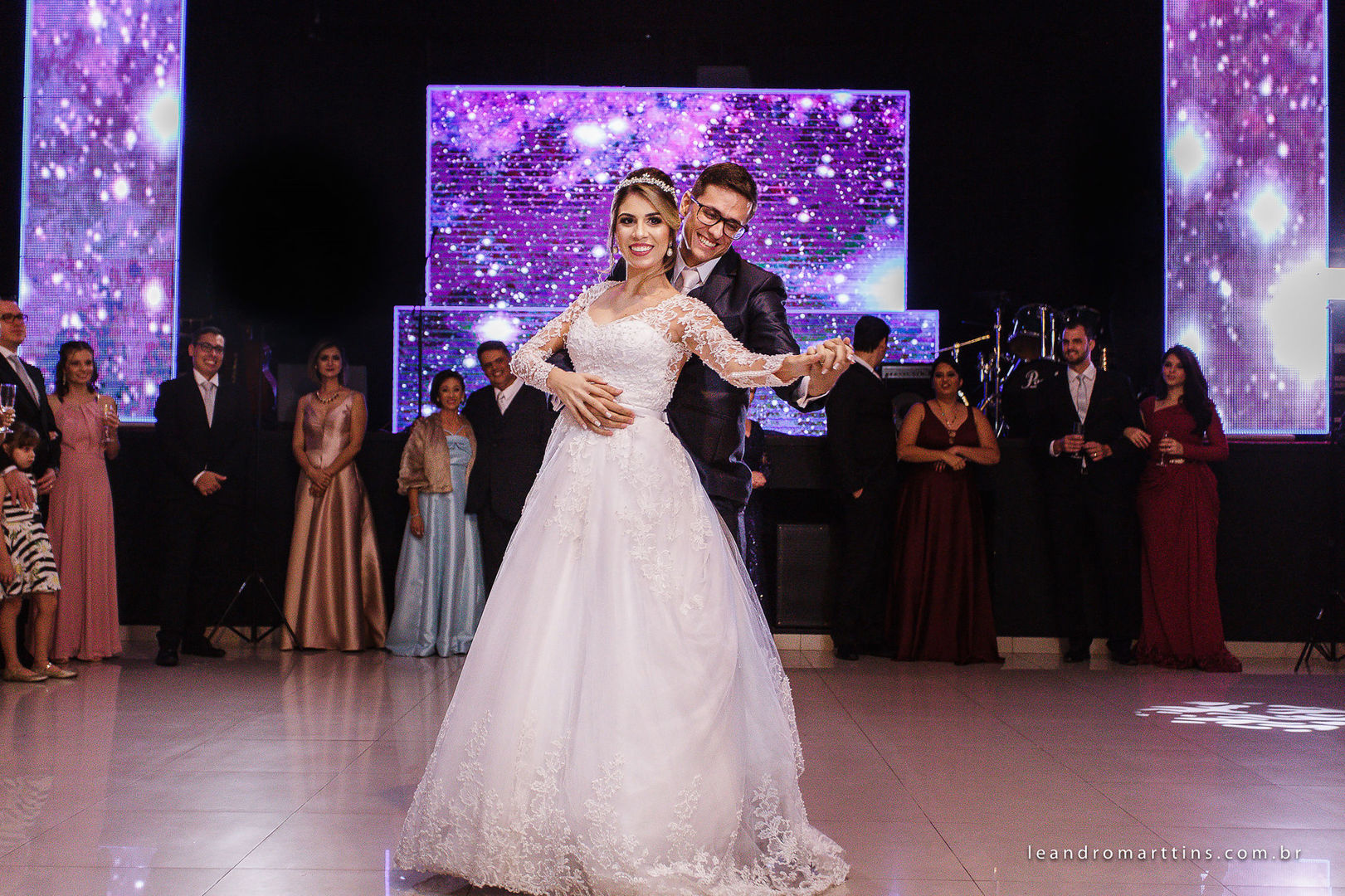 Foto Casamento Giovana e Victor no espaço Fauze Karam Buffet Foto Casamento Giovana e Victor no espaço Fauze Karam Buffet - Imagem 38