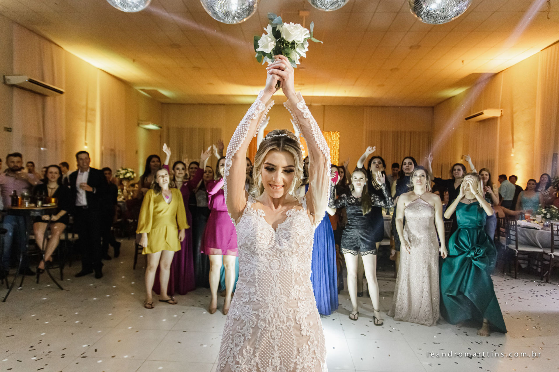 Foto Casamento Ariela e Marcos no espaço Villa Romeu em José Bonifácio Foto Casamento Ariela e Marcos no espaço Villa Romeu em José Bonifácio - Imagem 78