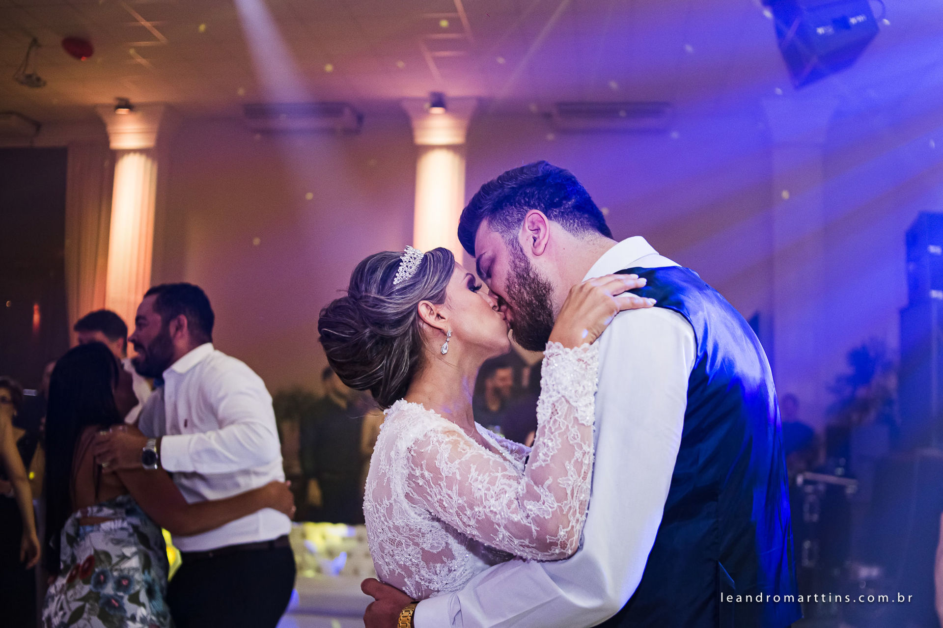 Foto Casamento Gracielle e Diego no espaço Fauze Karam Buffet Foto Casamento Gracielle e Diego no espaço Fauze Karam Buffet - Imagem 67