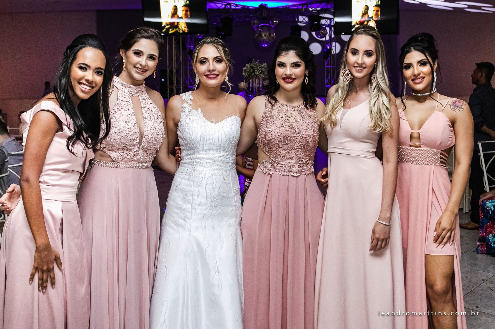 Foto Casamento Brunna e Marcos no espaço Villa Amantea Eventos Foto Casamento Brunna e Marcos no espaço Villa Amantea Eventos - Imagem 40