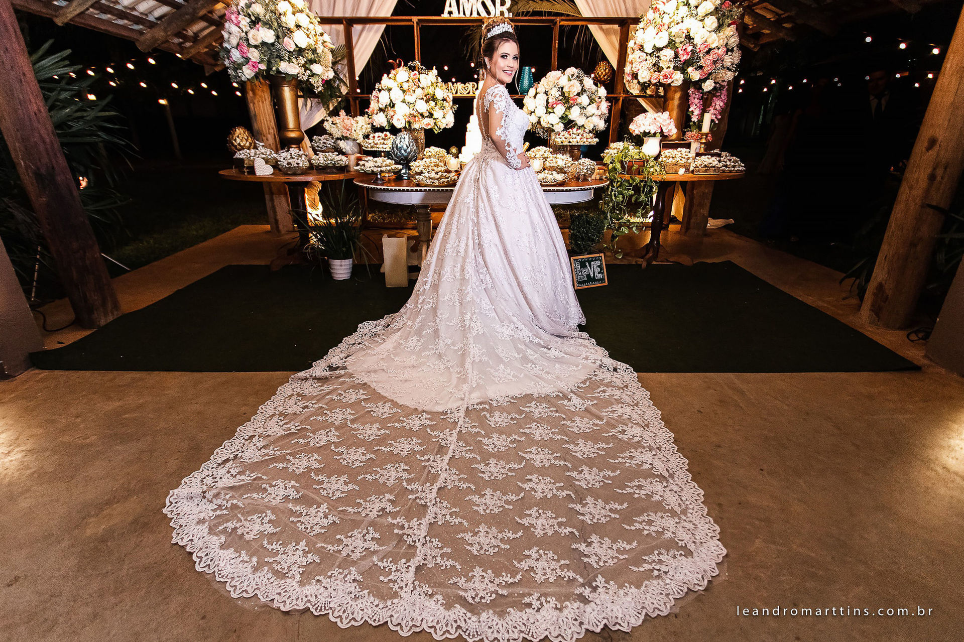 Foto Casamento Júlia e João Paulo no espaço Santa Felicidade Eventos Foto Casamento Júlia e João Paulo no espaço Santa Felicidade Eventos - Imagem 26
