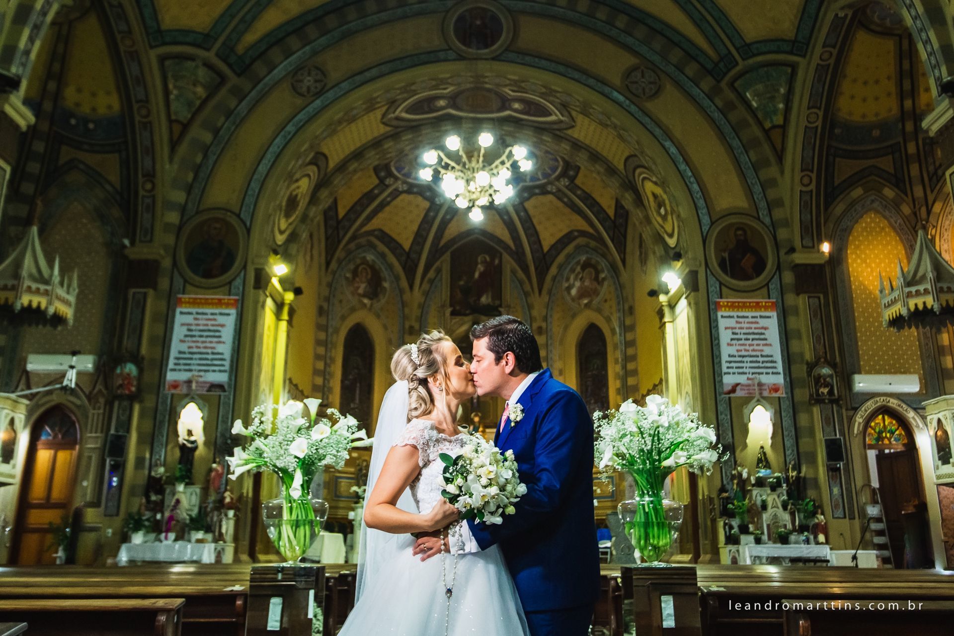 Foto Casamento Natália e João na igreja Matriz de Mirassol Foto Casamento Natália e João na igreja Matriz de Mirassol - Imagem 37