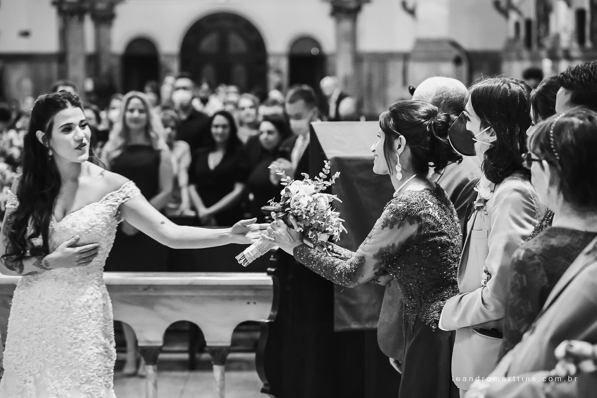 Foto Casamento Fernanda e Herbert na Paróquia Nossa Senhora da Saúde em São Paulo - SP Foto Casamento Fernanda e Herbert na Paróquia Nossa Senhora da Saúde em São Paulo - SP - Imagem 20