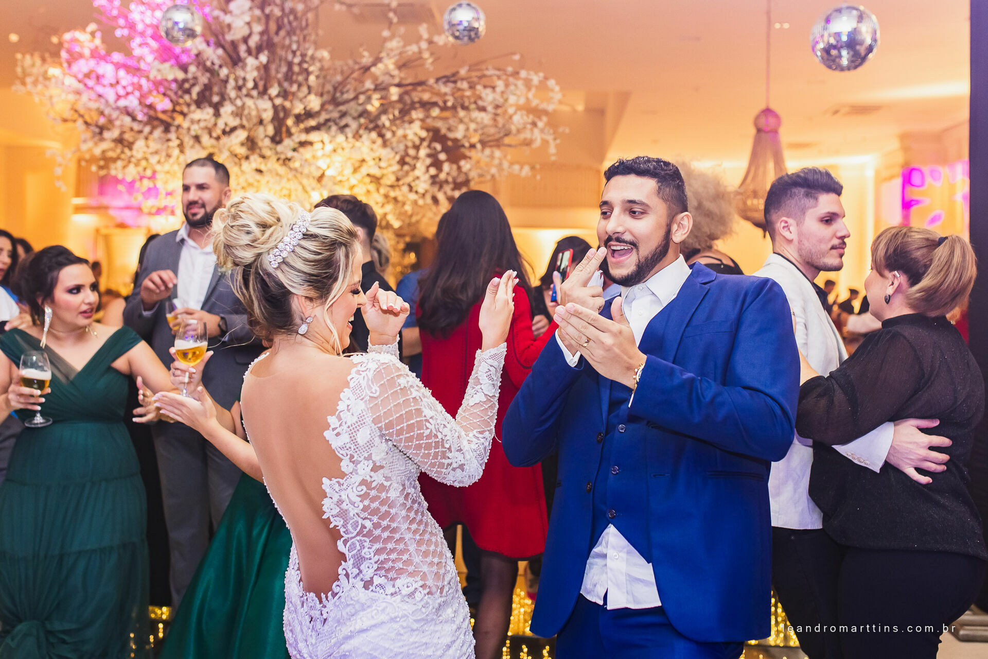 Foto Casamento Larissa e Thiago no espaço Almeida Pires Buffet Foto Casamento Larissa e Thiago no espaço Almeida Pires Buffet - Imagem 52