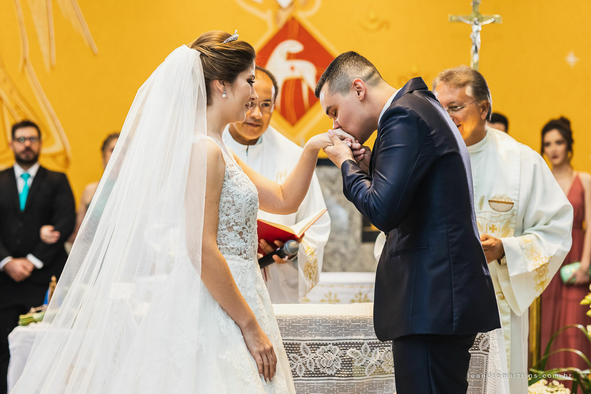 Foto Casamento Caroline e Leonardo na Igreja Nossa Senhora do Brasil Foto Casamento Caroline e Leonardo na Igreja Nossa Senhora do Brasil - Imagem 18