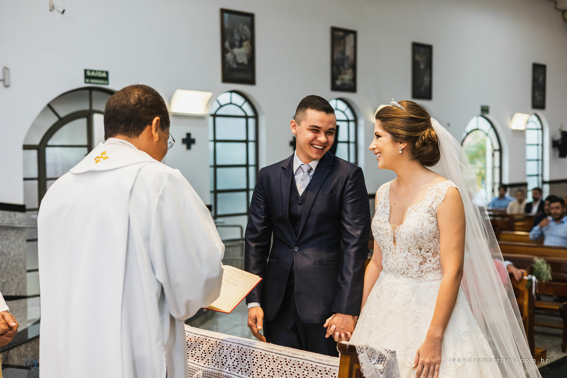 Foto Casamento Caroline e Leonardo na Igreja Nossa Senhora do Brasil Foto Casamento Caroline e Leonardo na Igreja Nossa Senhora do Brasil - Imagem 14