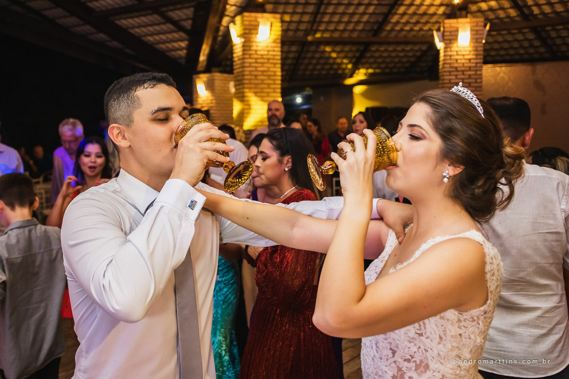 Foto Casamento Caroline e Leonardo na Igreja Nossa Senhora do Brasil Foto Casamento Caroline e Leonardo na Igreja Nossa Senhora do Brasil - Imagem 43