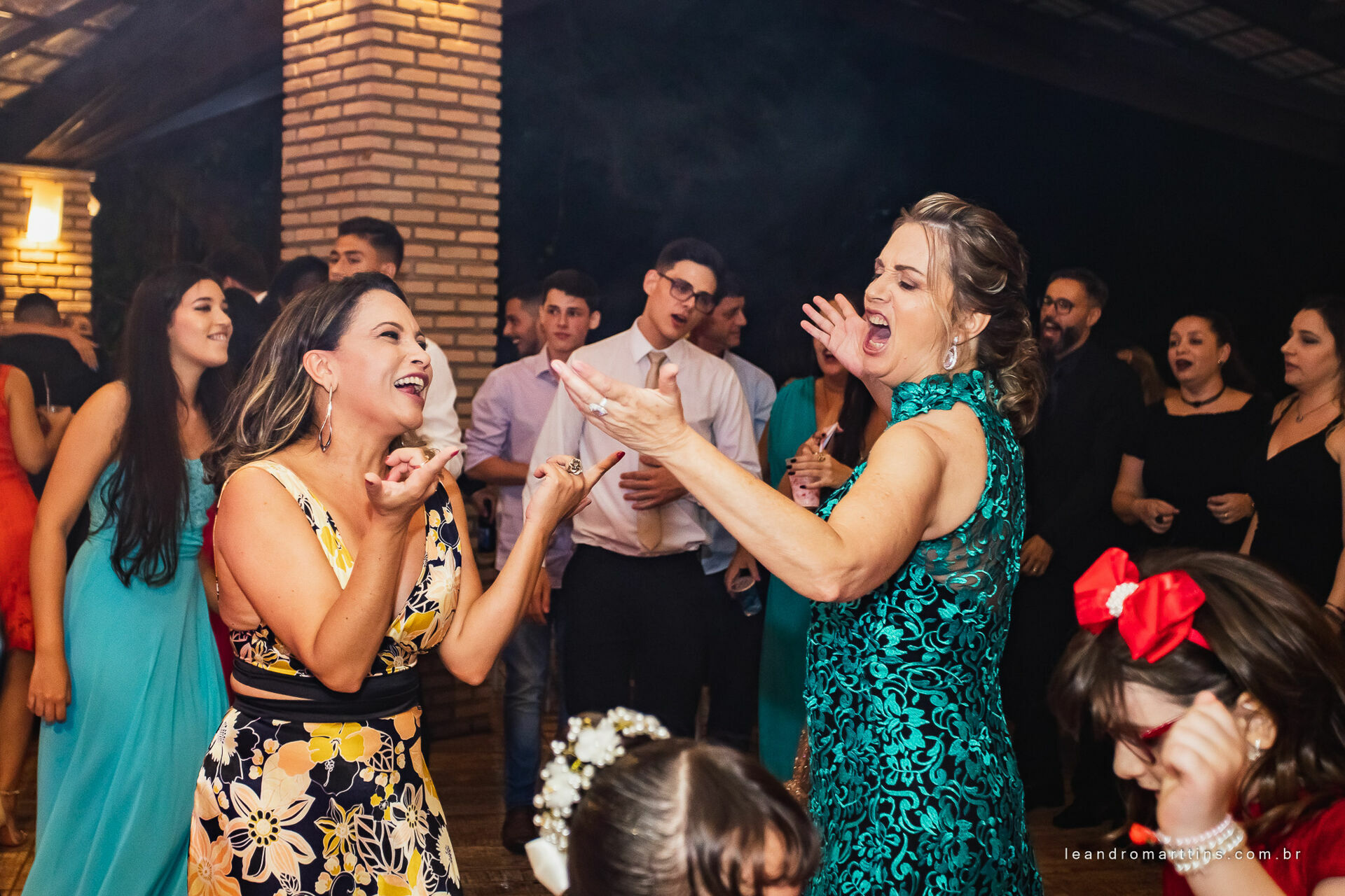 Foto Casamento Caroline e Leonardo na Igreja Nossa Senhora do Brasil Foto Casamento Caroline e Leonardo na Igreja Nossa Senhora do Brasil - Imagem 31
