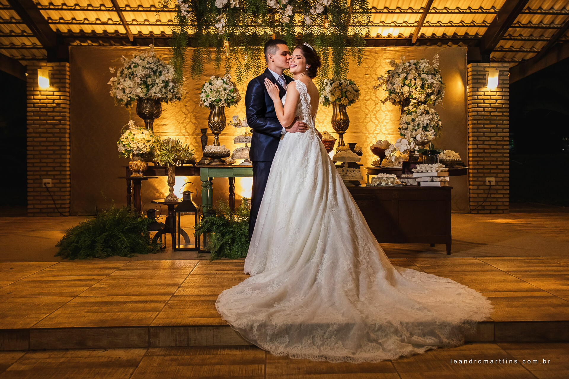 Foto Casamento Caroline e Leonardo na Igreja Nossa Senhora do Brasil Foto Casamento Caroline e Leonardo na Igreja Nossa Senhora do Brasil - Imagem 28